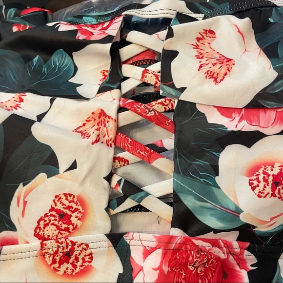 Tutorutor Retro Floral Women’s Plus Size Swimwear Peplum Tankini XXL - Picture 5 of 6